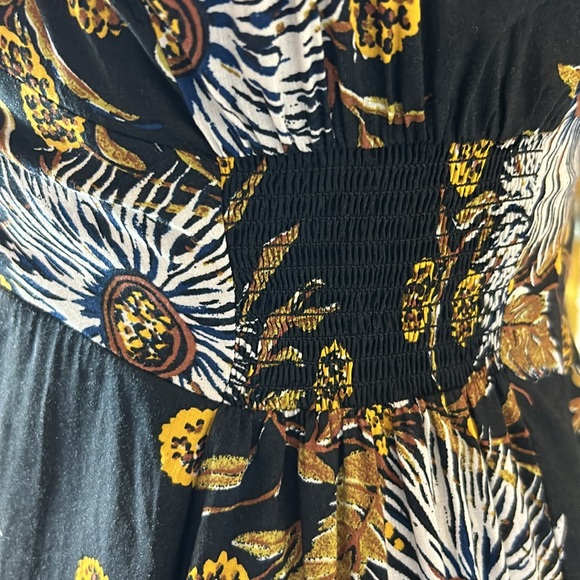 Madewell: Flowy Short Sunflower Dress - Picture 12 of 13